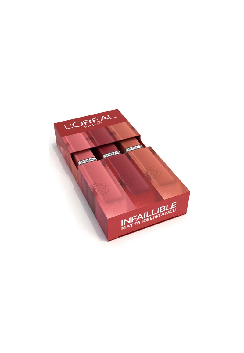 Le set L'Oréal Paris Infallible Matte Resistance, dans un emballage rouge, contient trois rouges à lèvres liquides dans des teintes mates de rose et de rouge.