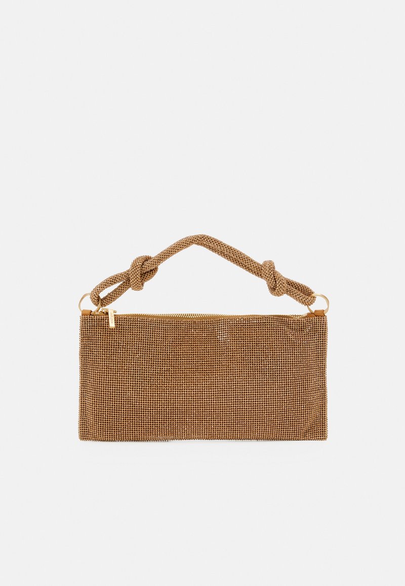 Χρυσή τσάντα clutch από πλέγμα με κόμπο στη λαβή και κλείσιμο με φερμουάρ. Υφή, ορθογώνιο σχήμα με μεταλλικές λεπτομέρειες. Διακριτή γυαλάδα στην επιφάνεια.