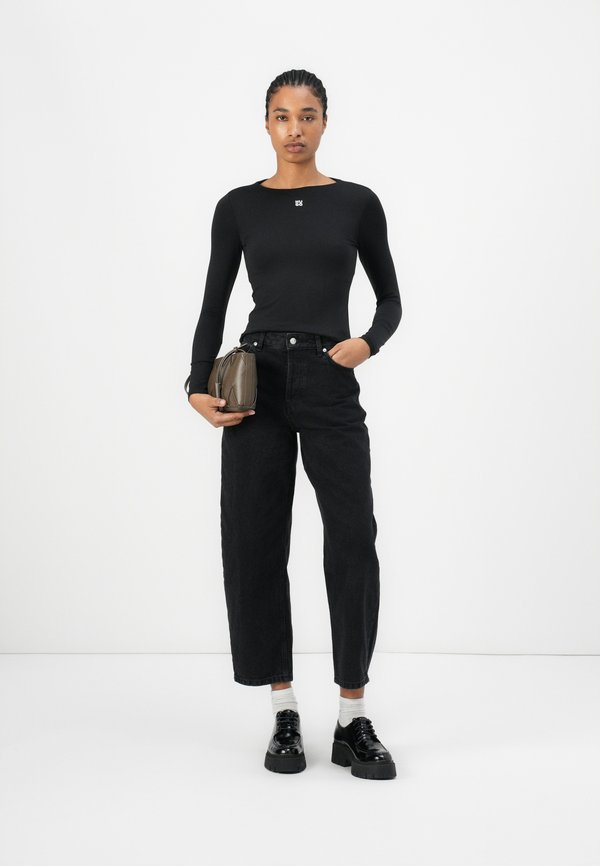 DASIIA - Long sleeved top4