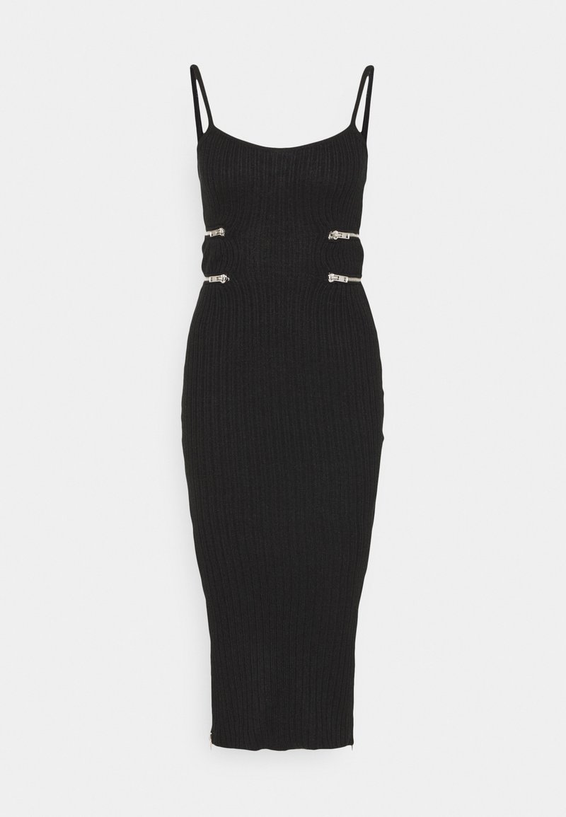 Robe midi noire côtelée avec fines bretelles et quatre accents de fermeture éclair argentés à la taille, silhouette ajustée.