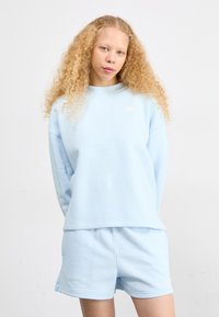 New Balance LINEAR HERITAGE BRUSHED BACK CREWNECK - Sportska majica - quarry blue