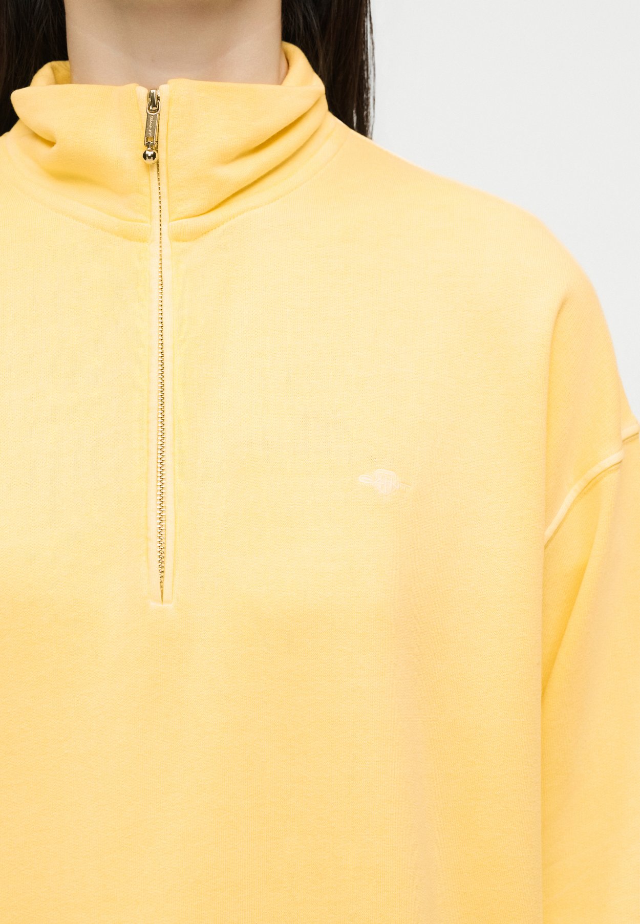 WASHED SHIELD HALF ZIP