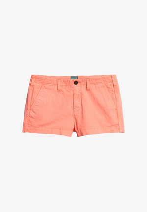 Pfirsichfarbene Shorts aus einem Baumwollmischgewebe, mit Knopfverschluss, zwei Seitentaschen und einem sauberen Saumdesign.