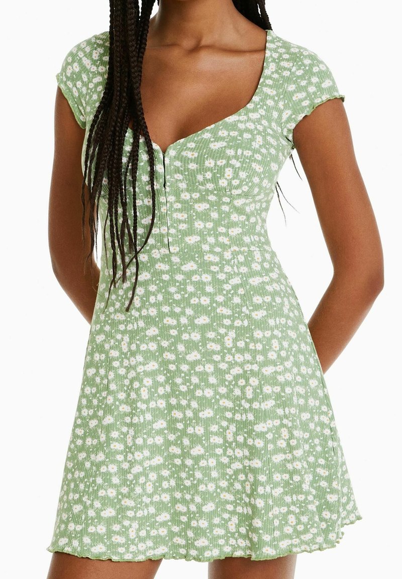 Bershka Denní šaty - evergreen