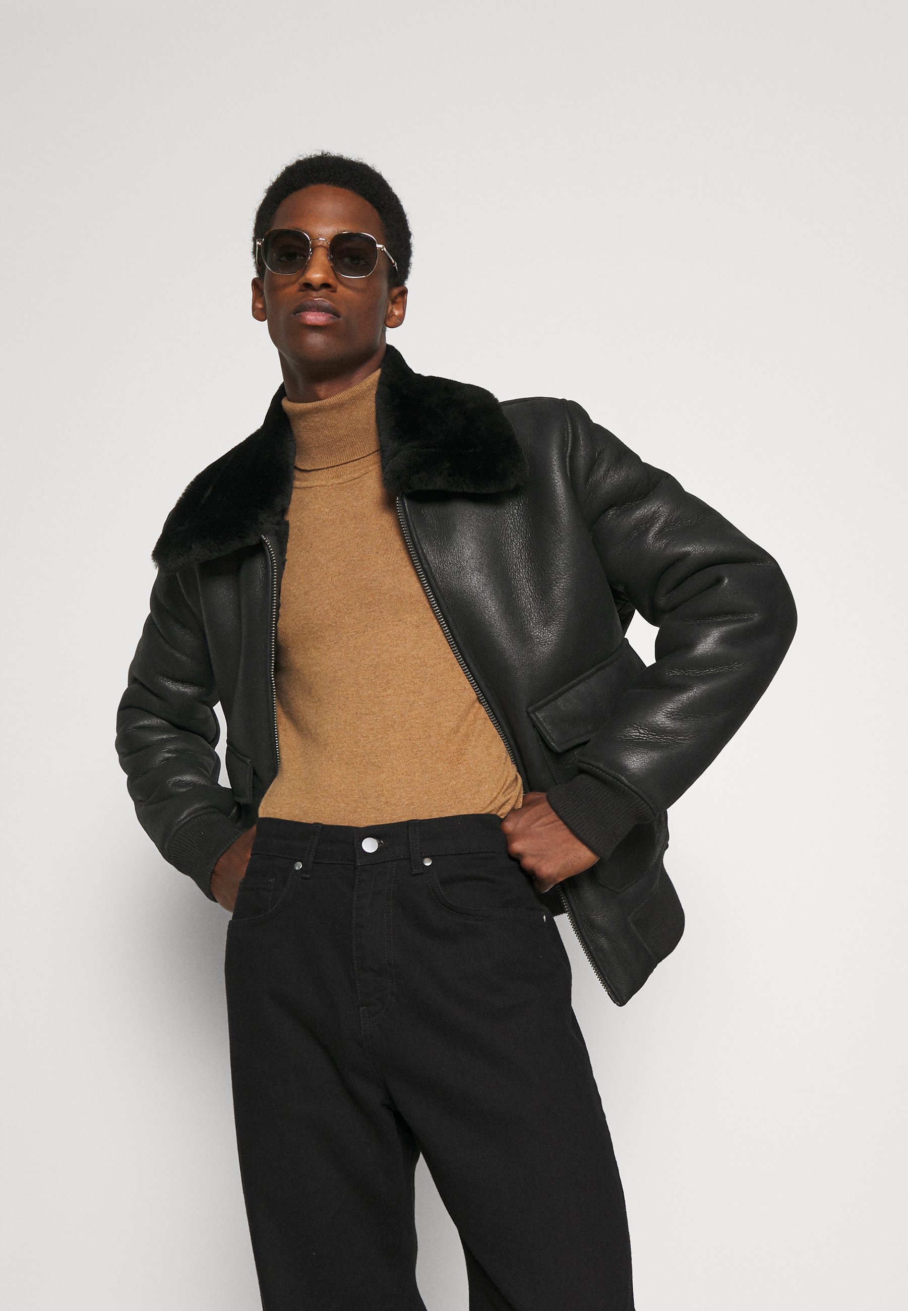 pilot leather bomber jacket