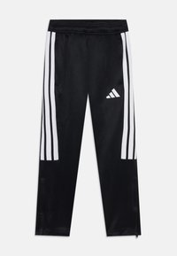 Zwarte sportbroek met een gladde textuur, voorzien van drie witte strepen langs de zijkanten en een klein wit adidas-logo op het onderbeen.