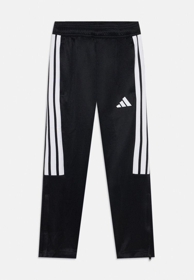 Zwarte sportbroek met een gladde textuur, voorzien van drie witte strepen langs de zijkanten en een klein wit adidas-logo op het onderbeen.