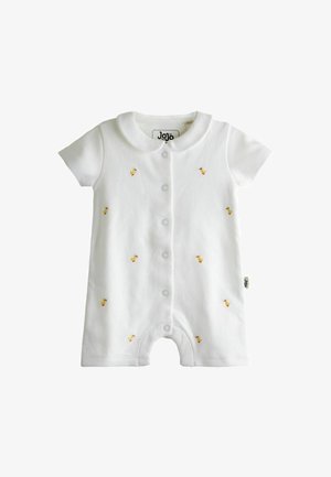 Biely detský overal s krátkym rukávom so zapínaním na patentky na prednej strane, malá žltá výšivka kačičky a zaobleným golierom.