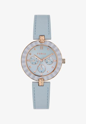 Furla-Uhr mit einem runden, hellblauen Zifferblatt, roségoldenen Akzenten und drei Unterzifferblättern. Das Lederarmband ist hellblau mit einer genähten Detailverarbeitung.