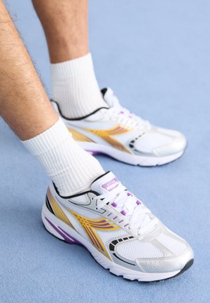 Diadora SAO-KO 280 UNISEX - Matalavartiset tennarit - white/black/bright violet