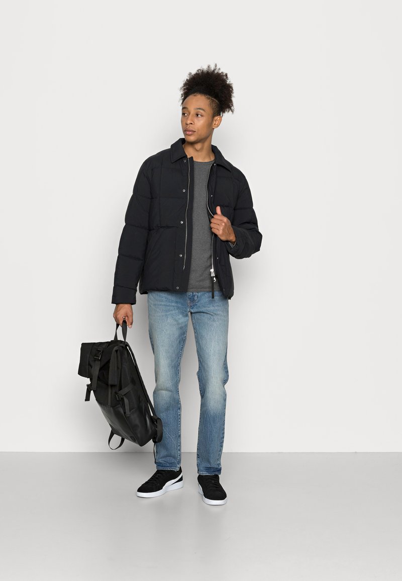Herren Leichte Jacken | ARKET Winterjacke black/schwarz - PO52884 Herren Leichte Jacken | ARKET Winterjacke black/schwarz - PO52884