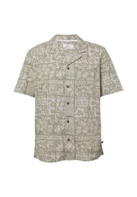 Korte mouwen knoopshirt van olijfgroen stof met een wit tropisch patroon, voorzien van een kraag en bruine knopen.