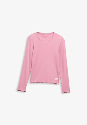 Long-sleeve pink top made of ribbed fabric, featuring a scalloped hem and cuffs, with a small logo tag at the bottom left corner.