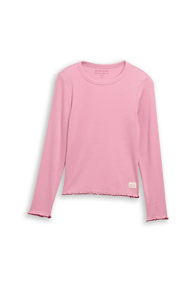 Lange mouwen roze top van ribstof, met een golvende zoom en manchet, voorzien van een klein logo-label in de onderste linkerhoek.