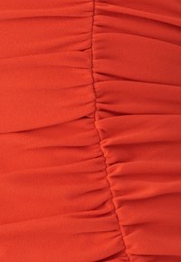 MIELA  - Vapaa-ajan mekko - coral
