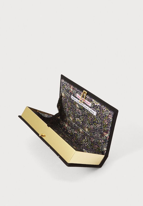 BOOK PLANETS - Clutch2