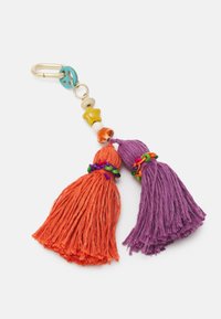 Portachiavi con pon pon arancioni e viola, perline colorate e una clip metallica con un dettaglio di simbolo della pace turchese.
