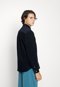 Carhartt WIP MADISON SHIRT - Camisa - astro/wax