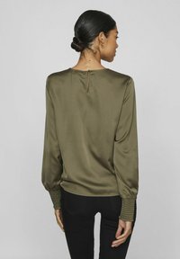 VILA Blouse - dusty olive