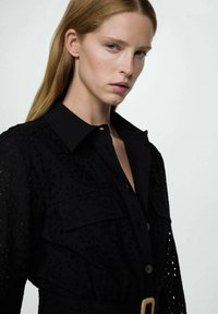Mango Abito a camicia - black