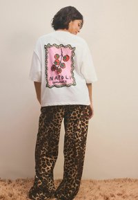 Miniaturna slika 5