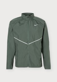 Избран, camo green