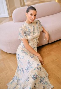Love & Roses Vestito lungo - ivory floral