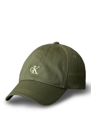 Casquette de baseball vert olive avec visière incurvée et petit logo blanc brodé "cK" sur le panneau avant.