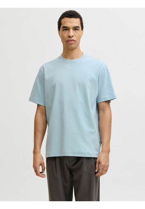 JPRBLAOWEN SS BRANDING TEE  - Lihtne T-särk - chambray blue