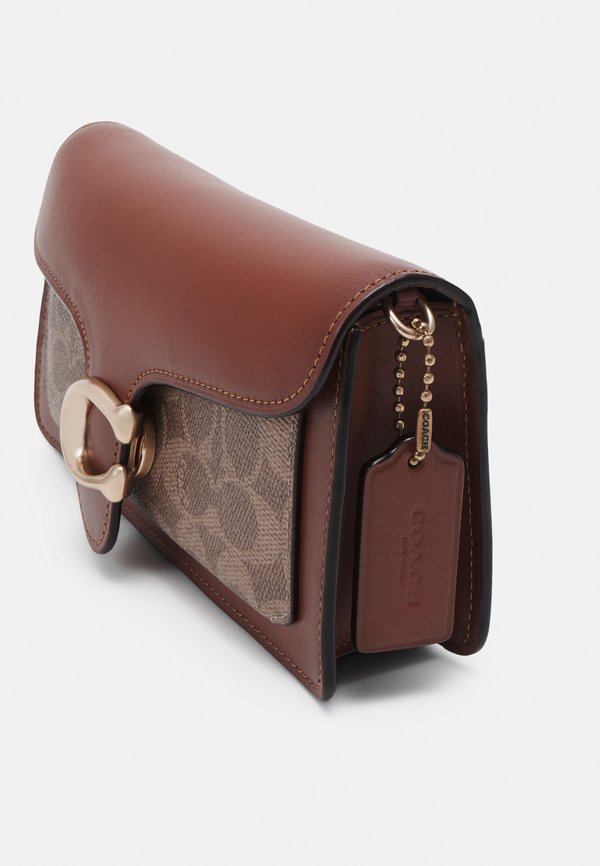 COATED SIGNATURE TABBY CHAIN - Clutch - tan rust3