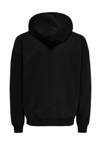 Czarna bluza z dużym, okrągłym kapturem, długimi rękawami i ściągaczem na dole. Miękki materiał o gładkiej fakturze; prosty design bez wzorów i ozdób.