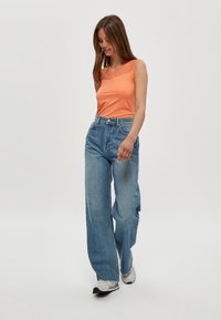 Minus MIVANESSA TOP - Bluza - apricot
