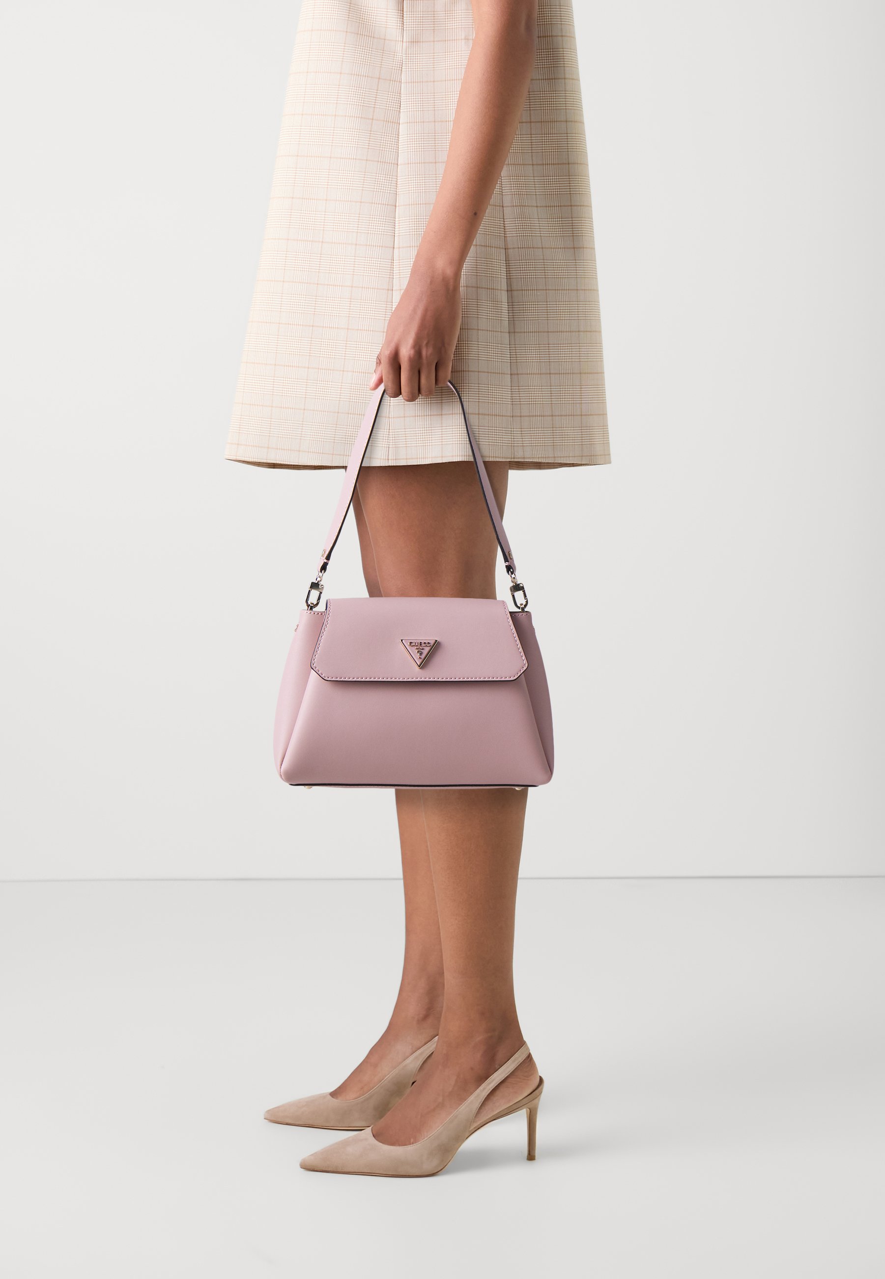 Guess SORA GFRIEND FLAP SHOULDER BAG Handtasche mauve/lila