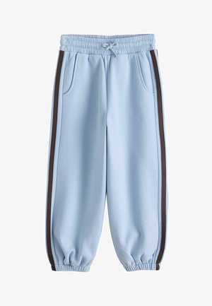 Lyseblå joggingbukser med elastisk talje og manchetter, brune sidelister og forlommer med snøre.