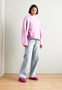 UGG CLASSIC ULTRA MINI - Tronchetti - mangosteen
