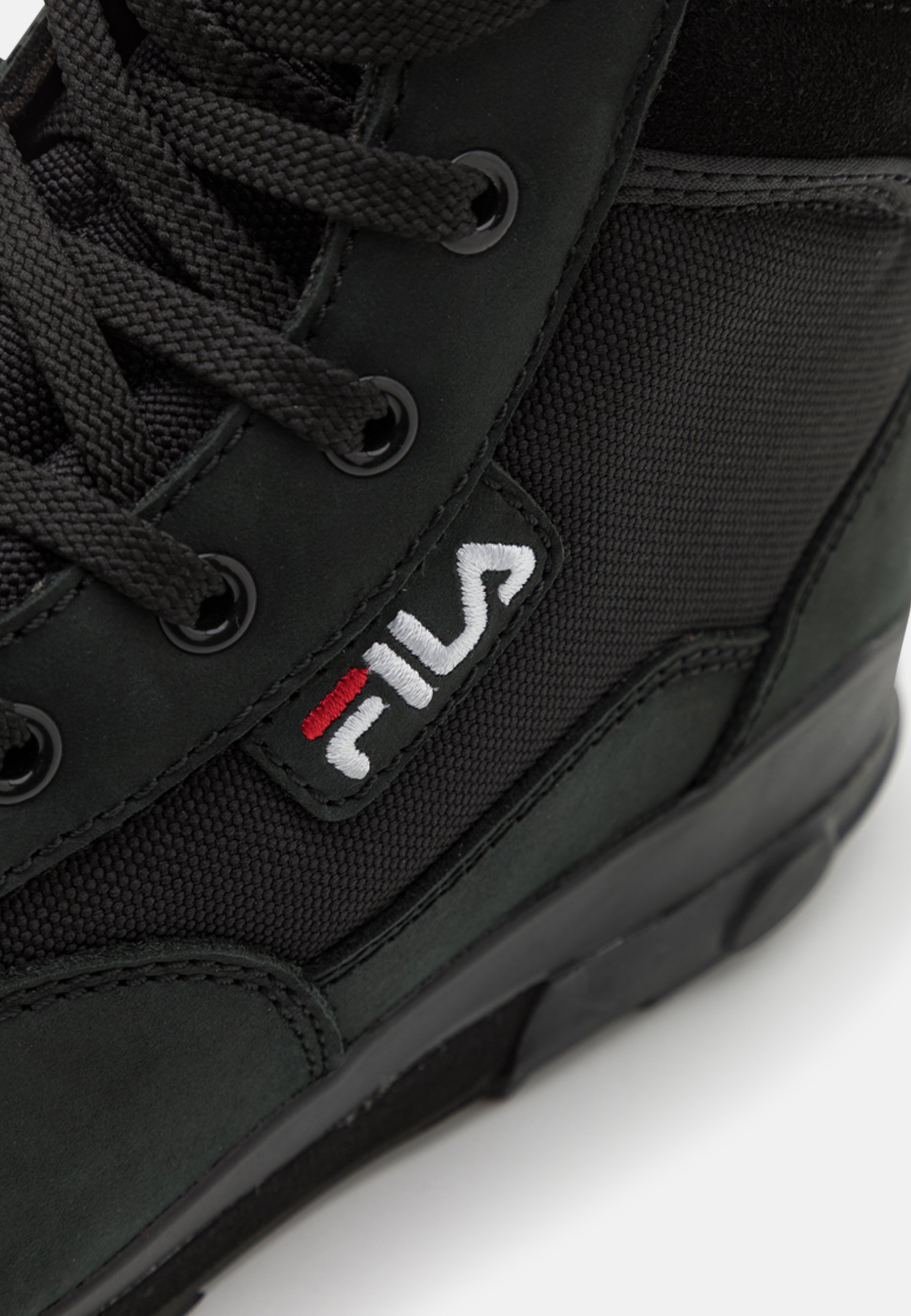FILA 그런지 II MID 스니커즈