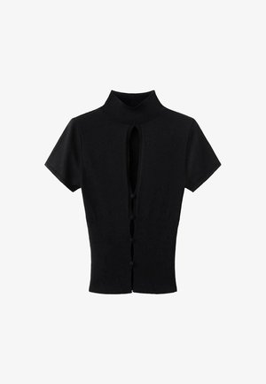 Top negro de manga corta con cuello alto, corte en la parte delantera y cinco botones en la espalda. Está hecho de una tela suave y elástica.