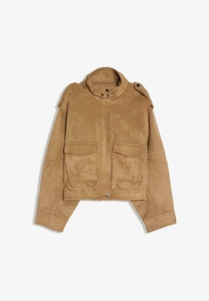 Barna velúr rövidített dzseki magas gallérral, gombos vállpántokkal, két elülső zsebfedővel és rugalmas derékpánt részlettel.