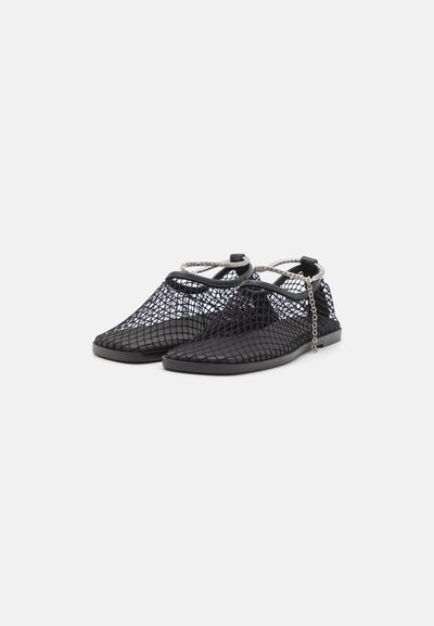 Stine Goya SGREELO - Bailarinas con hebilla - jet black