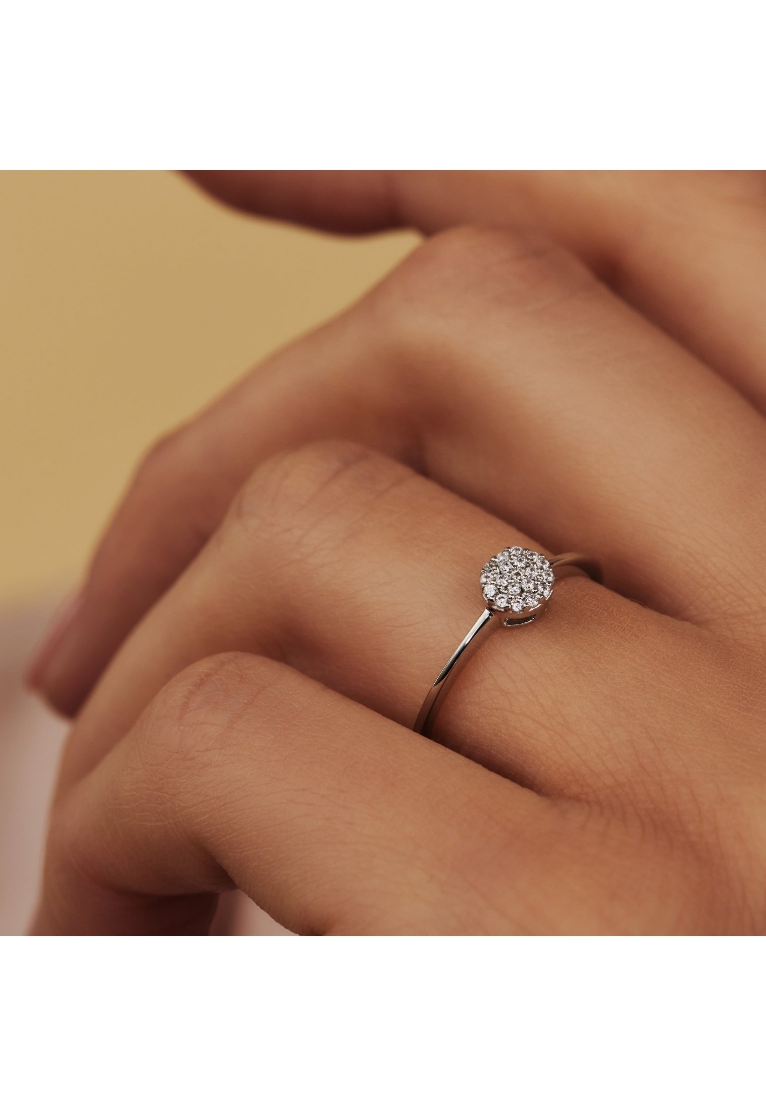 Women Ring Women Ring