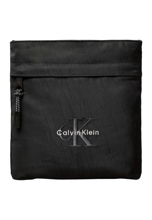 Calvin Klein, BOLD FLATPACK - Skuldertasker - black