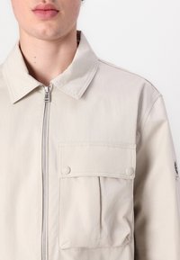 Belstaff DROME - Suvejakk - stone beige