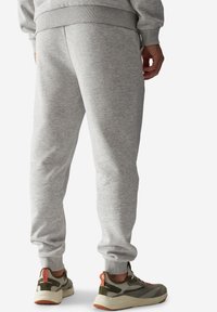 4F - Spodnie treningowe