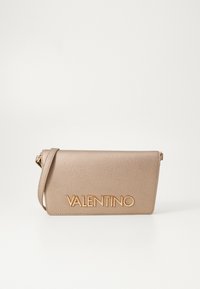 Neizvēlēts, bronzo