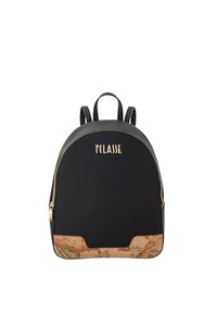 Zaino in similpelle nera con dettagli dorati e fondo stampato con motivo mappa testurizzato. Presenta una forma arrotondata e chiusura con cerniera. Due spallacci regolabili.