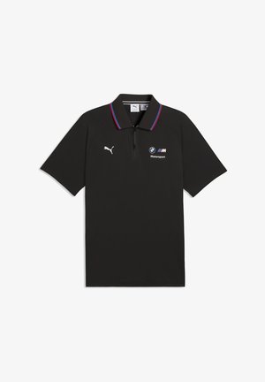 Polo nera a maniche corte con bordo rosso e blu sul colletto, zip frontale, logo Puma sul petto sinistro e logo BMW M Motorsport sul petto destro.