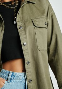 Next Užsagstoma palaidinė - khaki green