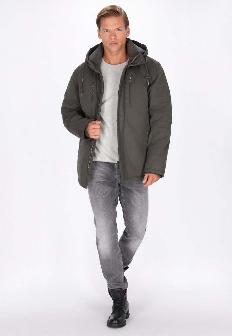 DreiMaster Winterjacke olive/oliv