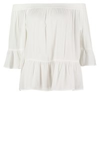 Bílý top bez ramínek s krátkými volánkovými rukávy, se shromážděným elastickým výstřihem a rozšířeným lemem. Hladká textura.