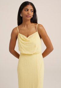 WE Fashion Společenské šaty - yellow